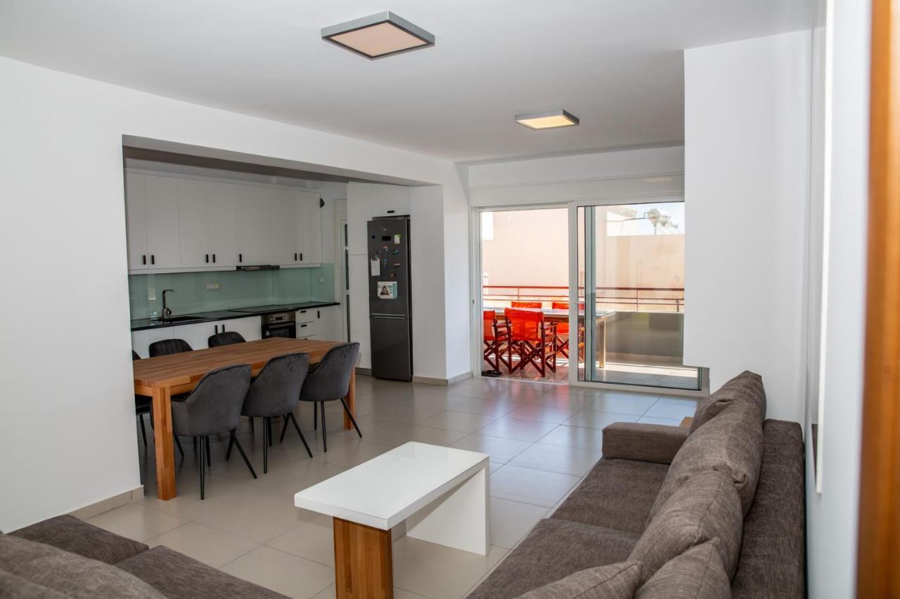 5 Sterne Apollo City Apartment Lavrio Exterior photo